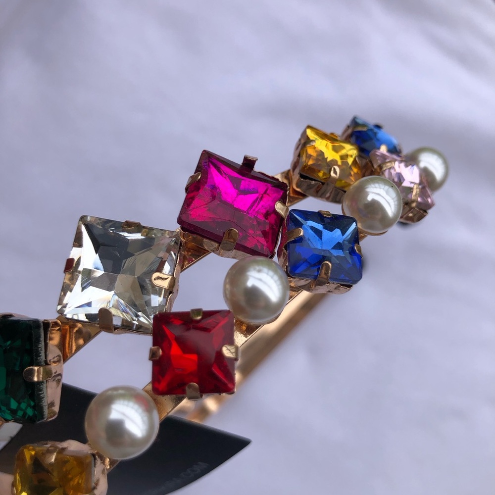 AKIRA Gold Multi-Color Crystal & Pearl Headband. NWT. - Picture 4 of 5